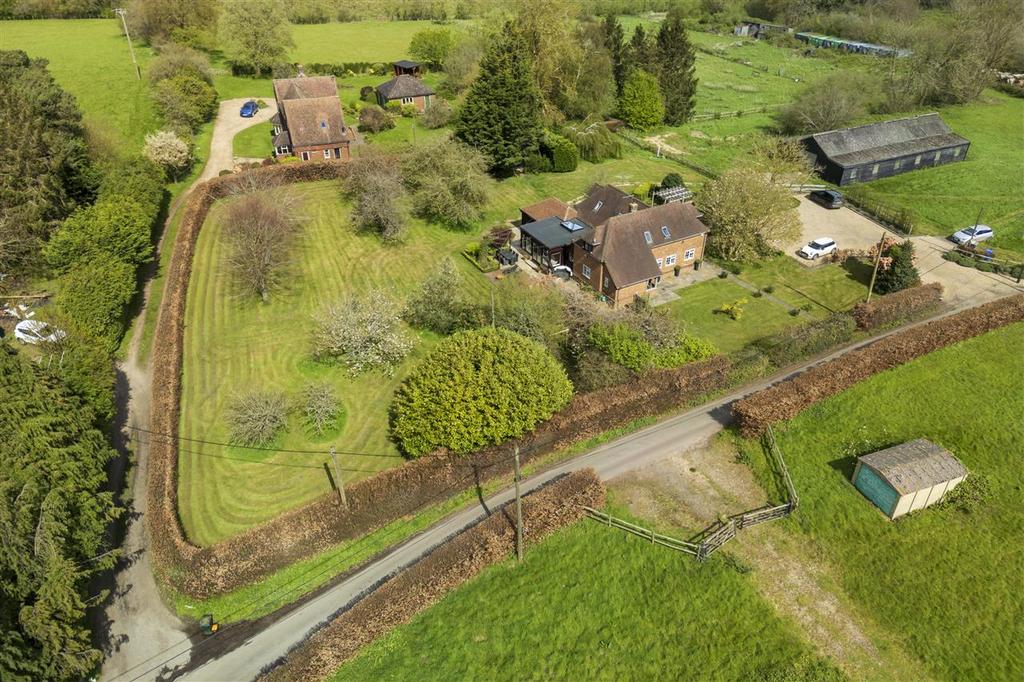 Cherry Tree Farm, Grove Road, Selling 4 bed detached house for sale £
