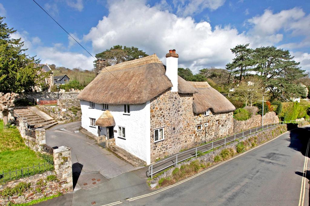 Bovey Tracey, Newton Abbot, TQ13 4 bed cottage for sale £795,000