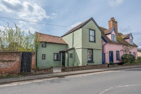 2 bedroom cottage for sale, Station Road, Woodbridge