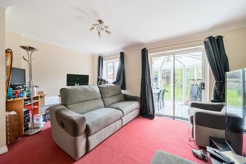 2 bedroom semi-detached house for sale, Aylesbury,  Oxfordshire,  HP17