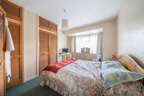 146 Banstead Road, Caterham, CR3 5QF