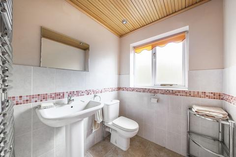 146 Banstead Road, Caterham, CR3 5QF