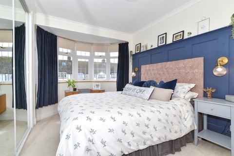3 bedroom terraced house for sale, West Park Road, Maidstone, Kent