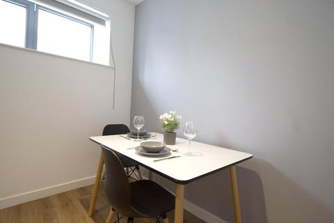 2 bedroom apartment to rent, Gravity Residence, Liverpool, L2 #678872
