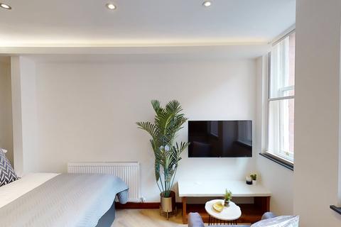 undefined, Apt 27,  Live Oasis Piccadilly, Live Oasis Piccadilly M1
