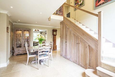 4 bedroom detached house for sale, Madera, Streatley on Thames, RG8