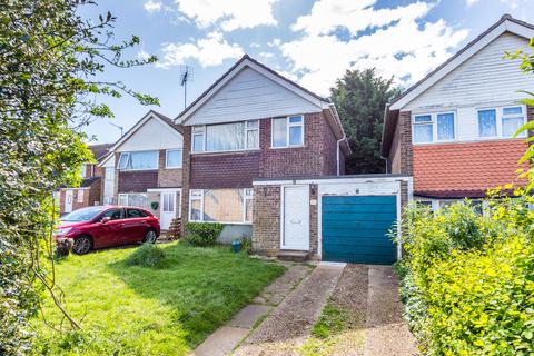 3 bedroom detached house for sale, Oaks Drive, Higham Ferrers NN10