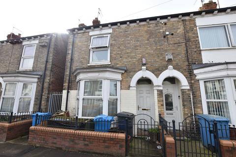2 bedroom end of terrace house for sale - White Street, Hull HU3