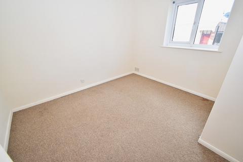 2 bedroom apartment to rent, Bansons Way, Ongar