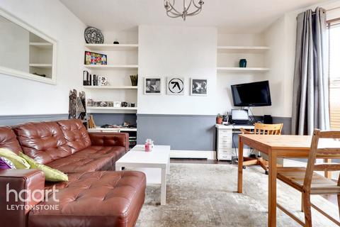 2 bedroom flat for sale, Woodriffe Road, Leytonstone
