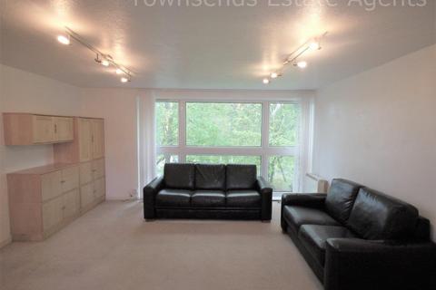 2 bedroom flat to rent, Hawkesworth Close, Northwood HA6
