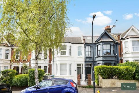 3 bedroom apartment to rent, Furness Road, London NW10