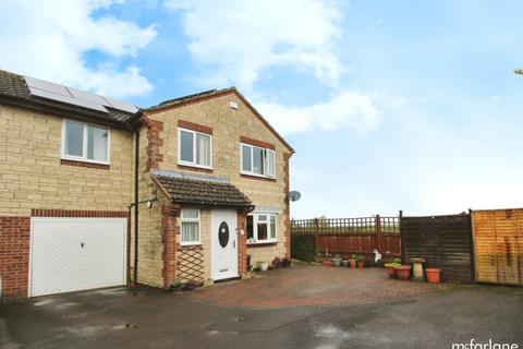 4 bedroom semi-detached house for sale, Middle Ground, Cricklade