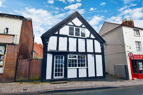 3 bedroom detached house for sale, Stafford Street, Market Drayton