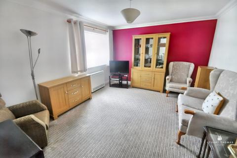 1 bedroom flat for sale, Hart Road, Benfleet