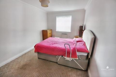 1 bedroom flat for sale, Hart Road, Benfleet