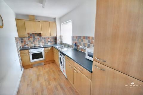 1 bedroom flat for sale, Hart Road, Benfleet