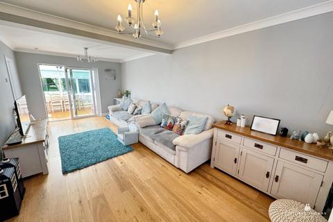 3 bedroom end of terrace house for sale, Thundersley, Essex