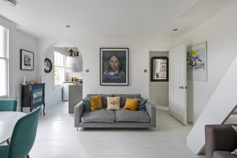 2 bedroom flat to rent, Cambridge Gardens, London
