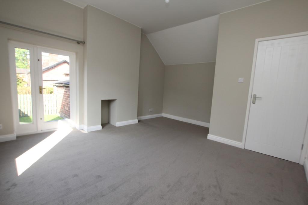 High street Tarvin 3 bed flat modern Living Room