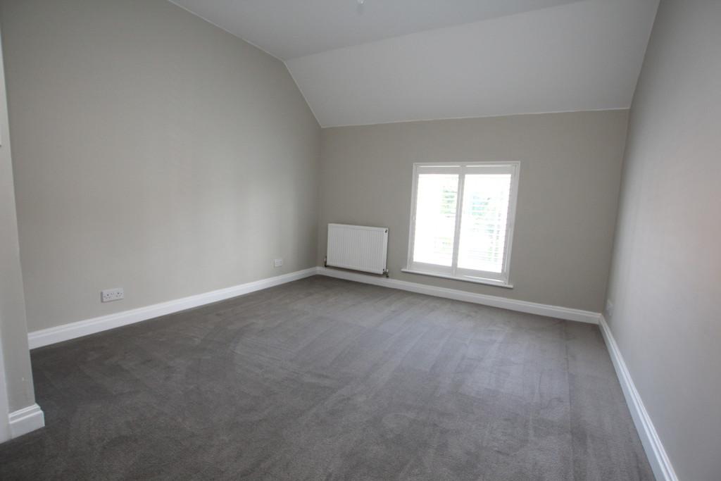 High street Tarvin 3 bed flat Bedroom