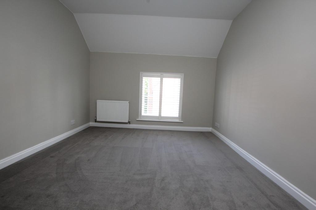 High street Tarvin 3 bed flat modern Bedroom