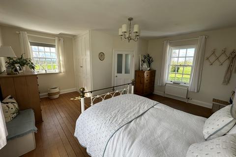 4 bedroom detached house for sale, Walton, Brampton