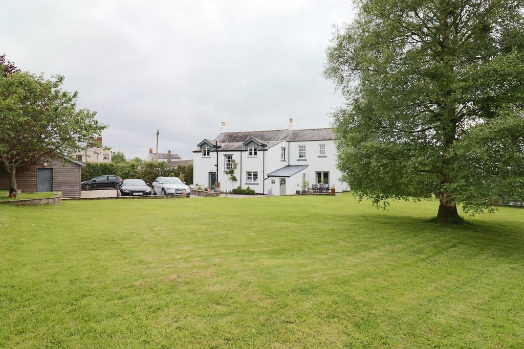 Walton, Brampton 4 bed detached house for sale £595,000
