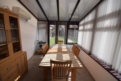 2 Aisby Drive, Rossington, Doncaster, DN11 0YY