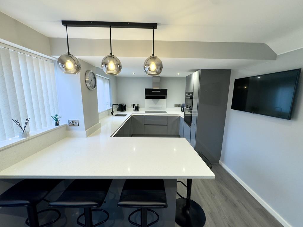 Kitchen 3
