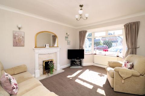 3 bedroom bungalow for sale, The Meadows, Aldridge