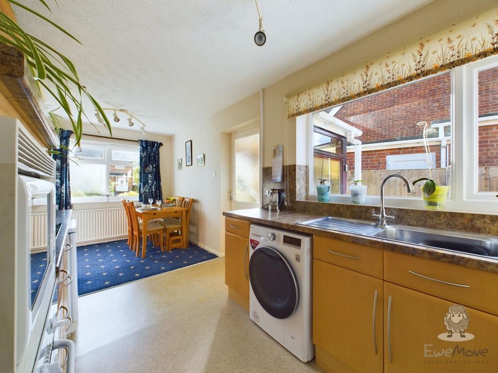 Kitchen and dining area