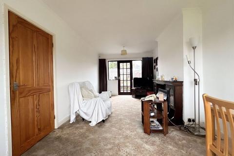 3 bedroom semi-detached house for sale, Woden Road East, Wednesbury