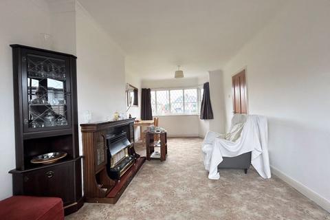 3 bedroom semi-detached house for sale, Woden Road East, Wednesbury