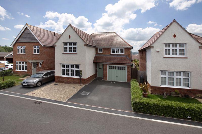 Kingsteignton 4 bed detached house for sale £450,000