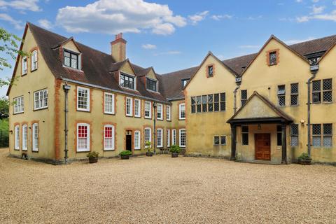 1 bedroom penthouse for sale, Goodwyns Place, Dorking