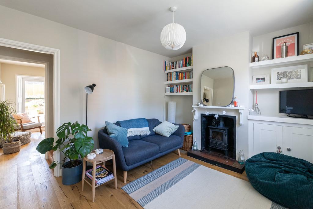 Bailey Road, Westcott 2 bed semidetached house for sale £425,000