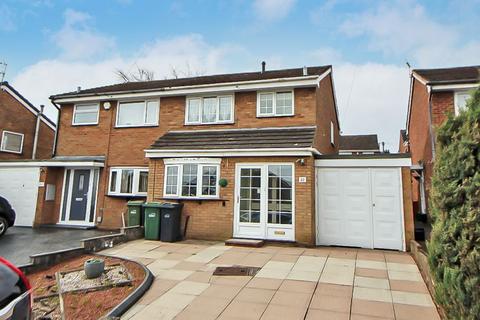 3 bedroom semi-detached house for sale, Butterworth Close, COSELEY, WV14 9AE