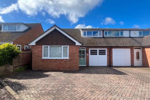 3 bedroom semi-detached bungalow for sale, Overhill Road, Burntwood, WS7 4SU