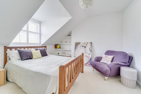 3 bedroom apartment for sale, Hornsey Rise, Stroud Green N19