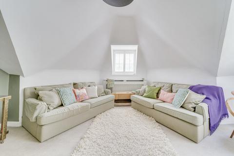 58c Hornsey Rise, London, N19 3SQ