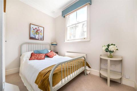 2 bedroom flat to rent, Collingham Place, Earls Court, London