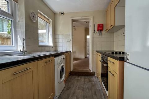 3 bedroom terraced house to rent, Petworth Street, Cambridge CB1