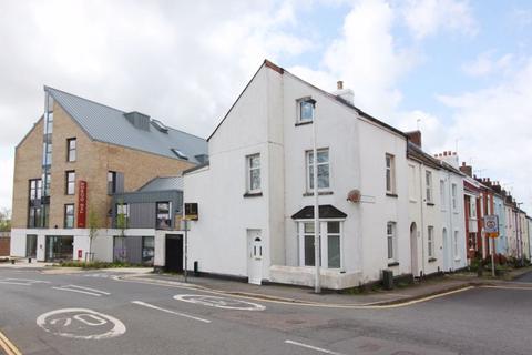 Mixed use to rent, Gladstone Road, Exeter