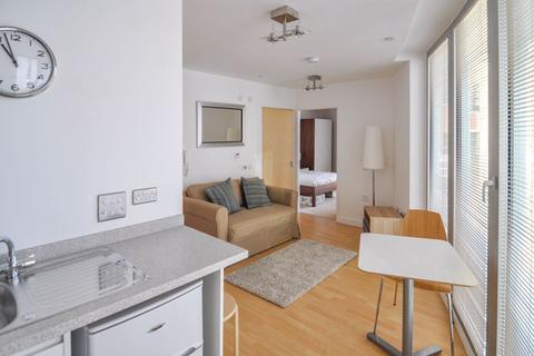 1 bedroom apartment to rent, Glass Wharf, Bristol
