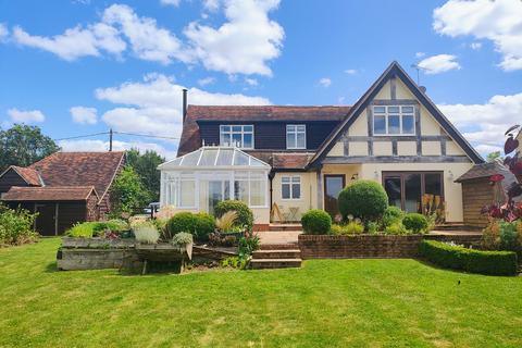 3 bedroom detached house for sale, Mount End, Theydon Mount