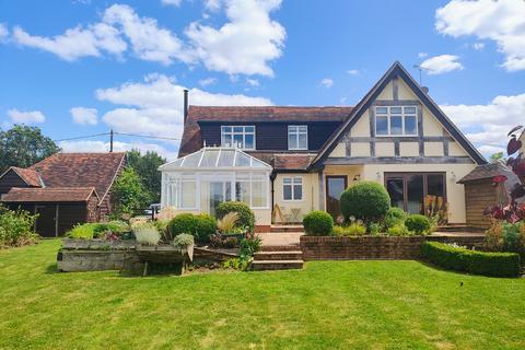 5 Mount End, Theydon Mount, Epping, CM16 7PS