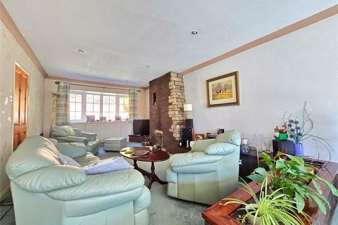 4 bedroom detached house for sale, Haslingden Road, Rawtenstall, Rossendale, BB4