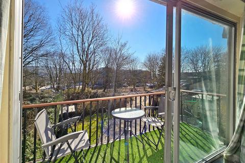 4 bedroom detached house for sale, Haslingden Road, Rawtenstall, Rossendale, BB4