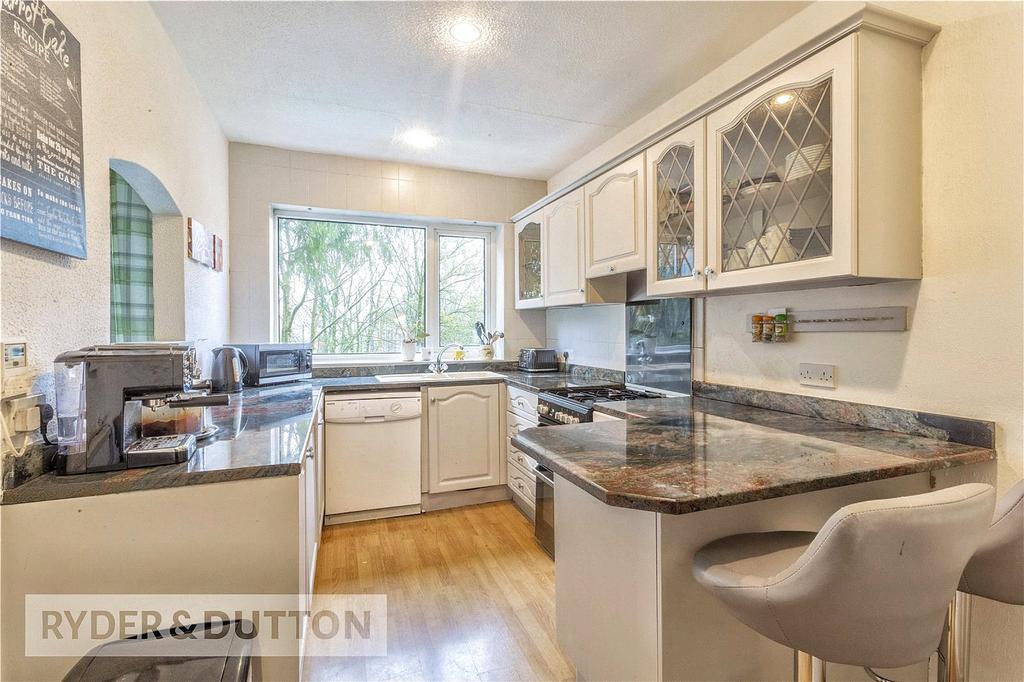Fitted Kitchen